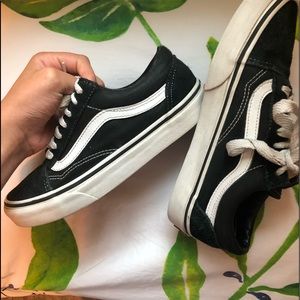 Old School Vans (Black)